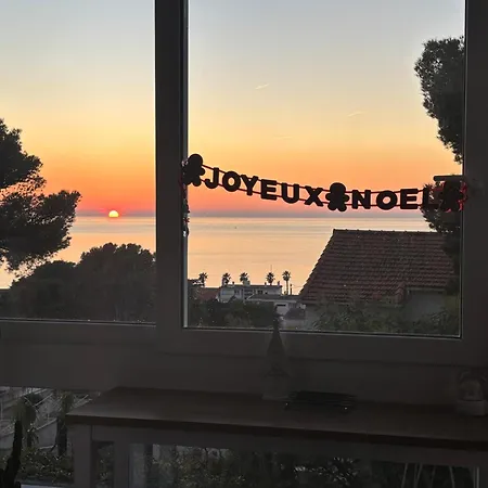 Magnifique Duplex - Jardin - Vue Et Sanary A Pied شقة *