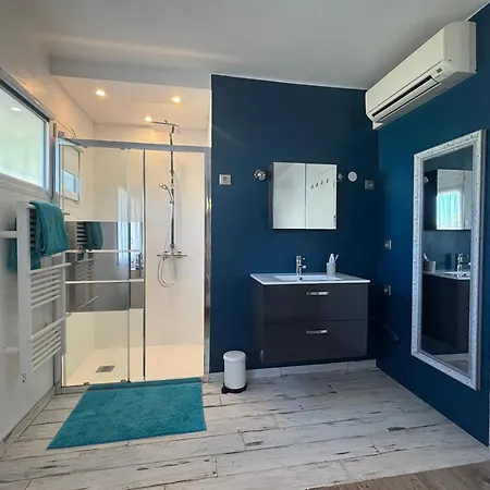 Magnifique Duplex - Jardin - Vue Et Sanary A Pied سيكس-فور-لو-بلاج
