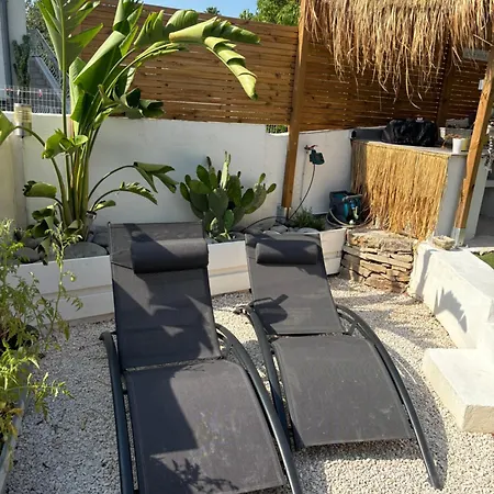 Magnifique Duplex - Jardin - Vue Et Sanary A Pied